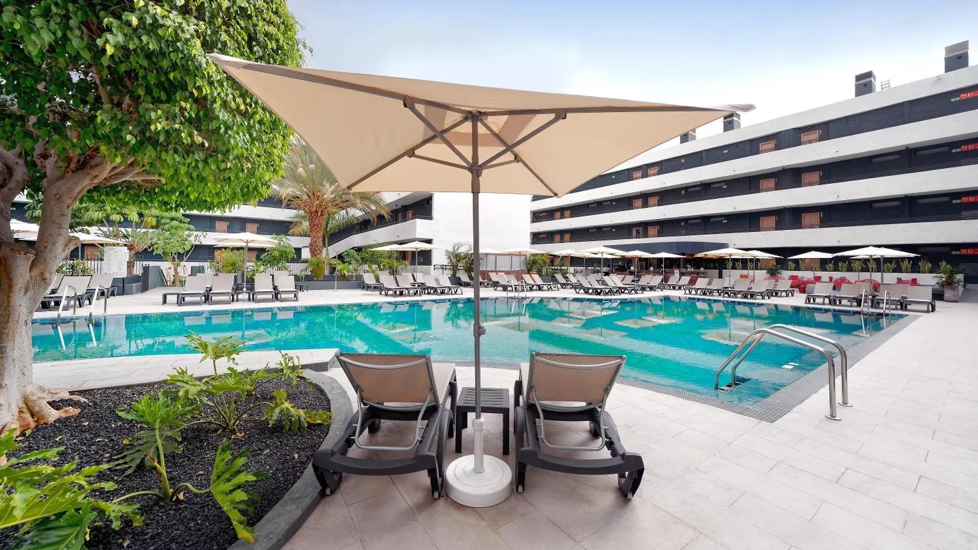Hovima Suites Costa Adeje (Adults Only) 4*, אדחה