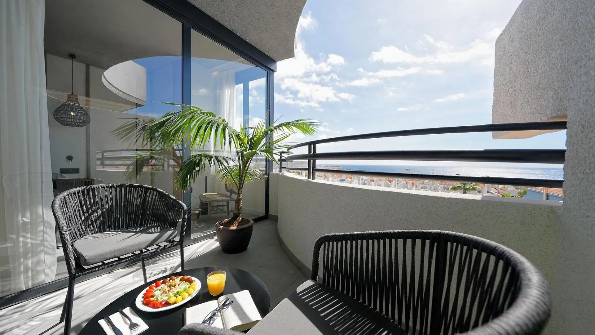 Hovima Suites Costa Adeje (Adults Only) 4*, Costa Adeje (Tenerife)